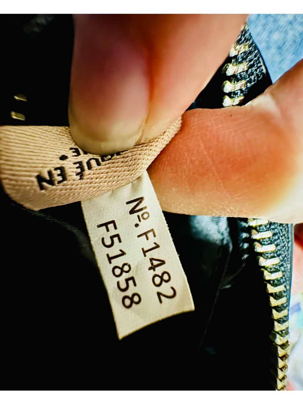 COACH Darcy Bow East West Swing pack 2014 Soft Black Leather Silver F51858 - EUC - Picture 9 of 16